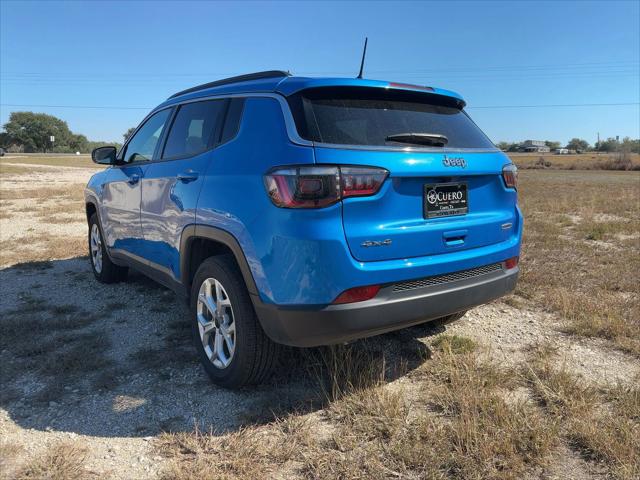 2025 Jeep Compass Latitude 4x4 2025 Jeep Compass Latitude 4x4