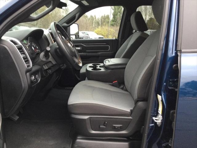 2024 RAM 2500 Big Horn Crew Cab 4x4 64 Box 2024 RAM 2500 Big Horn Crew Cab 4x4 64 Box