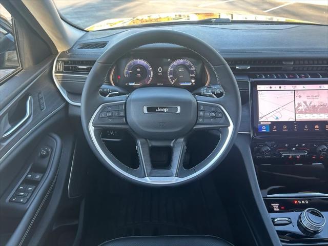 2023 Jeep Grand Cherokee L Limited 4x4 2023 Jeep Grand Cherokee L Limited 4x4