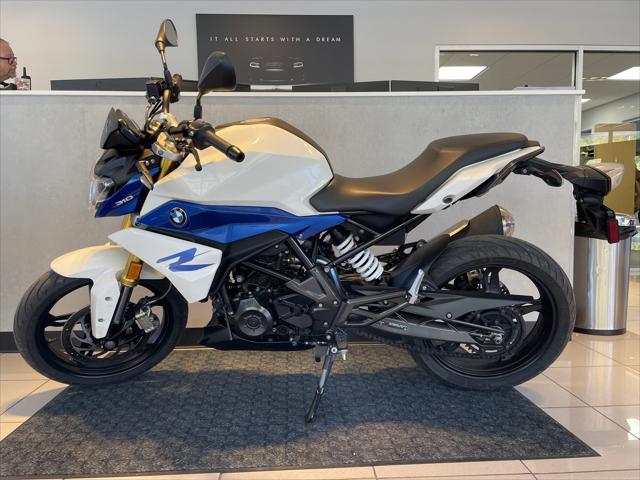 2021 BMW G 310 R Base 2021 BMW G 310 R Base