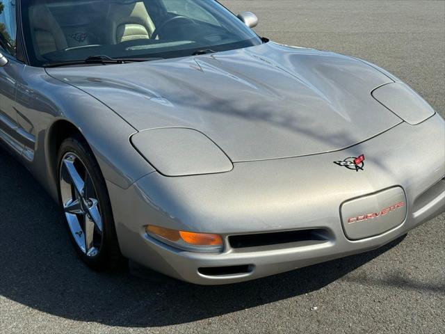 2002 Chevrolet Corvette Base