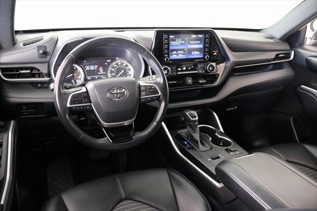 2022 Toyota Highlander XSE 2022 Toyota Highlander XSE