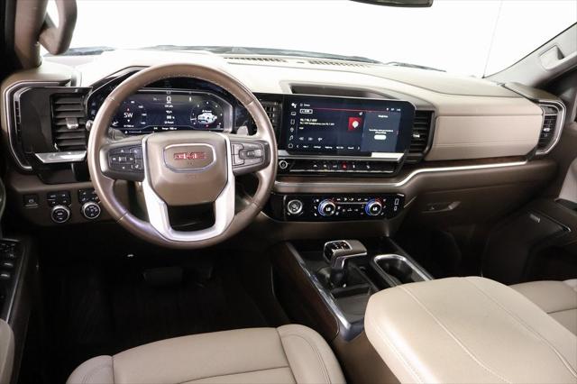 2023 GMC Sierra 1500 4WD Crew Cab Short Box SLT