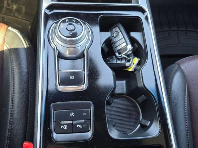 2020 Ford Edge Titanium