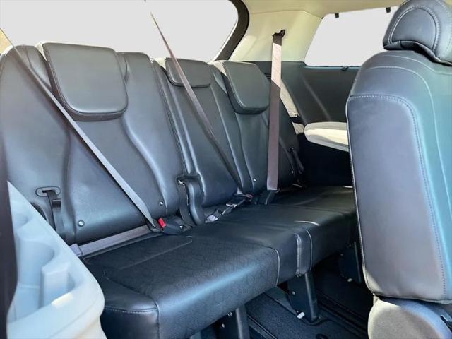 2024 Kia Carnival MPV SX