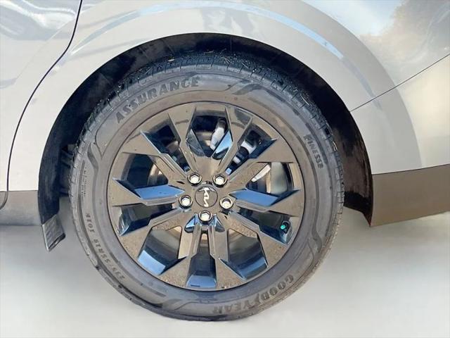 2024 Kia Carnival MPV SX
