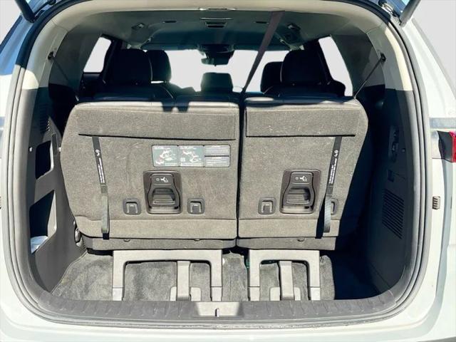2024 Kia Carnival MPV SX
