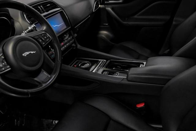 2019 Jaguar F-PACE 25t Premium