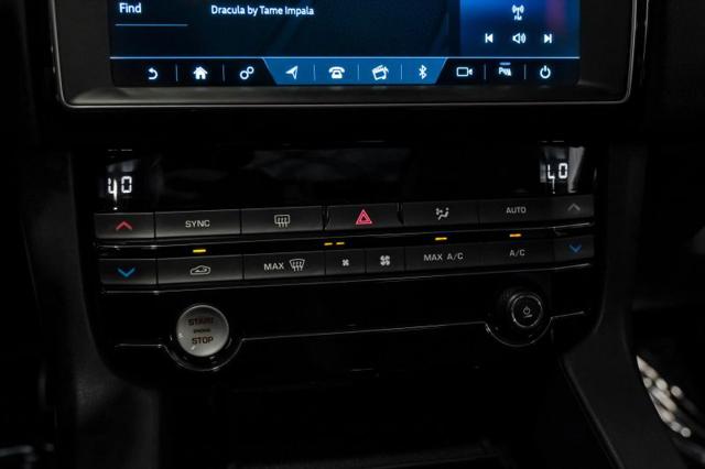 2019 Jaguar F-PACE 25t Premium