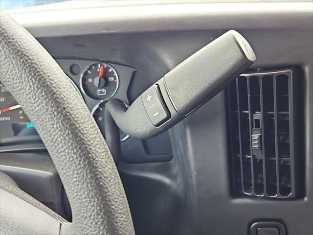 2025 Chevrolet Express Cutaway Work Van