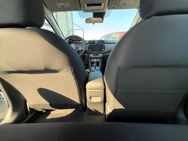 2025 Nissan Versa 1.6 SR