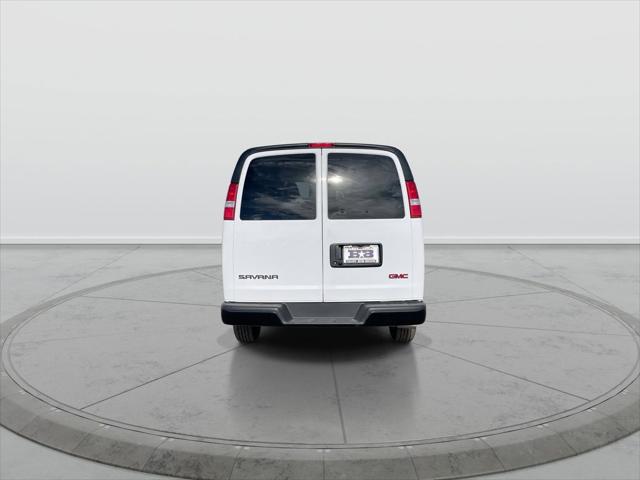 2025 GMC Savana Passenger RWD 3500 Extended Wheelbase LS