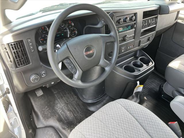2025 GMC Savana Passenger RWD 3500 Extended Wheelbase LS