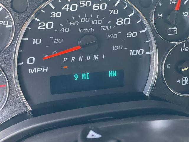 2025 GMC Savana Passenger RWD 3500 Extended Wheelbase LS