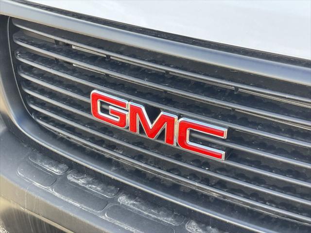 2025 GMC Savana Passenger RWD 3500 Extended Wheelbase LS