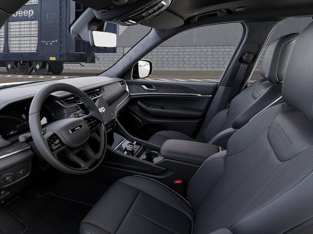 2025 Jeep Grand Cherokee L Overland 4x4