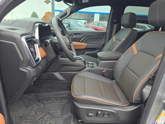 2024 GMC Canyon 4WD AT4