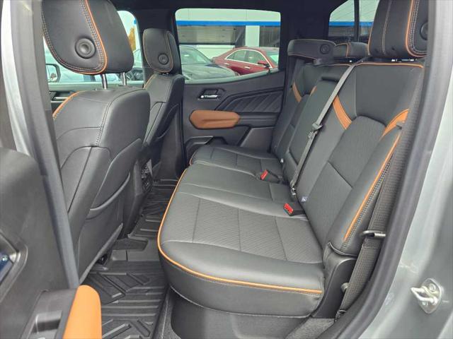 2024 GMC Canyon 4WD AT4