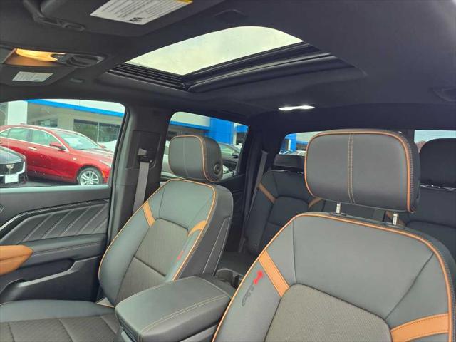 2024 GMC Canyon 4WD AT4