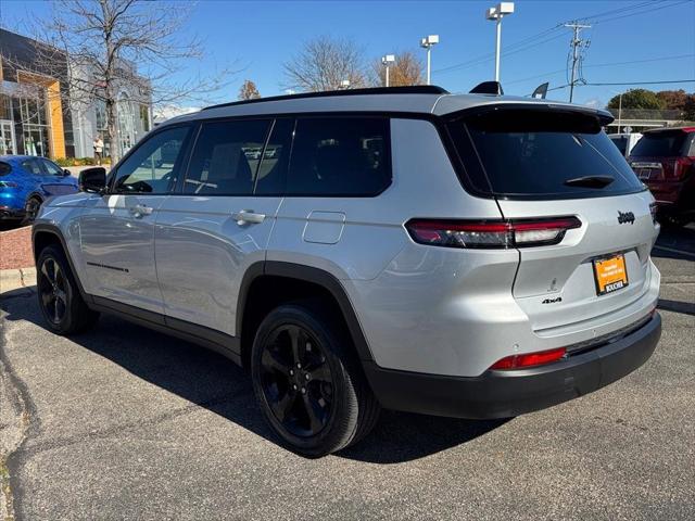2023 Jeep Grand Cherokee L Altitude 4x4 2023 Jeep Grand Cherokee L Altitude 4x4