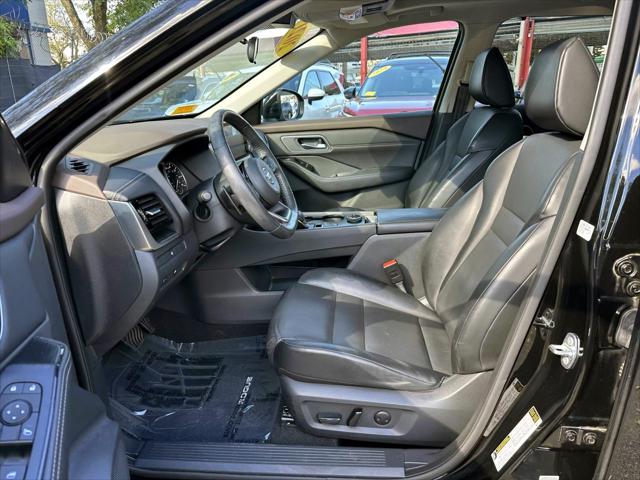 2021 Nissan Rogue SV Intelligent AWD [14]