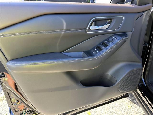 2021 Nissan Rogue SV Intelligent AWD [18]