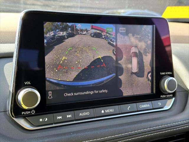 2021 Nissan Rogue SV Intelligent AWD [24]