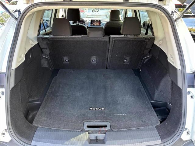 2023 Nissan Rogue SV Intelligent AWD [8]