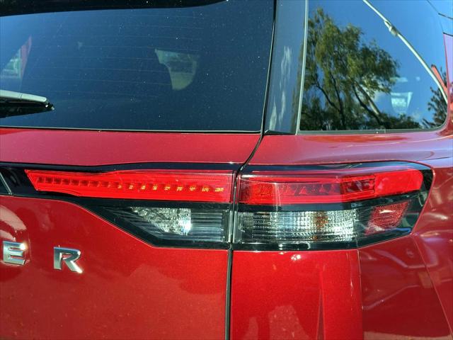 2024 Nissan Pathfinder SL 4WD [8]