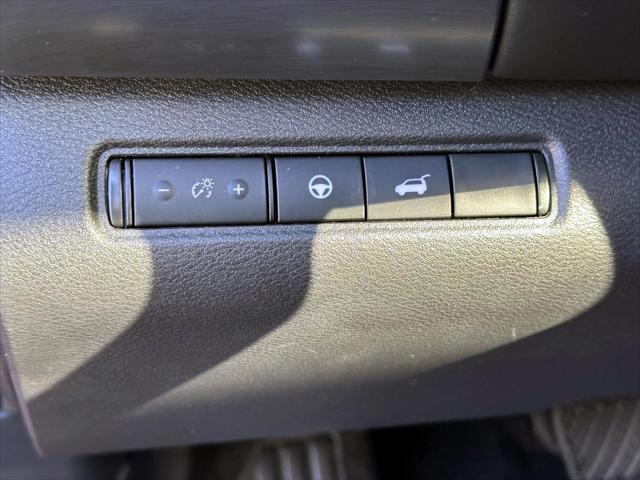 2024 Nissan Pathfinder SL 4WD [20]