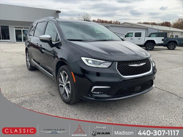 2026 Chrysler Pacifica Pinnacle AWD for sale in Madison, OH