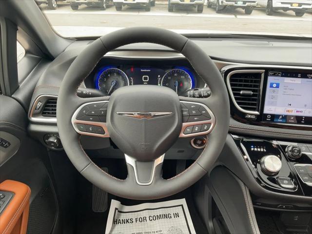 2026 Chrysler Pacifica Pinnacle AWD