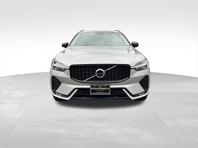 2023 Volvo XC60 B5 Plus Dark Theme 2023 Volvo XC60 B5 Plus Dark Theme