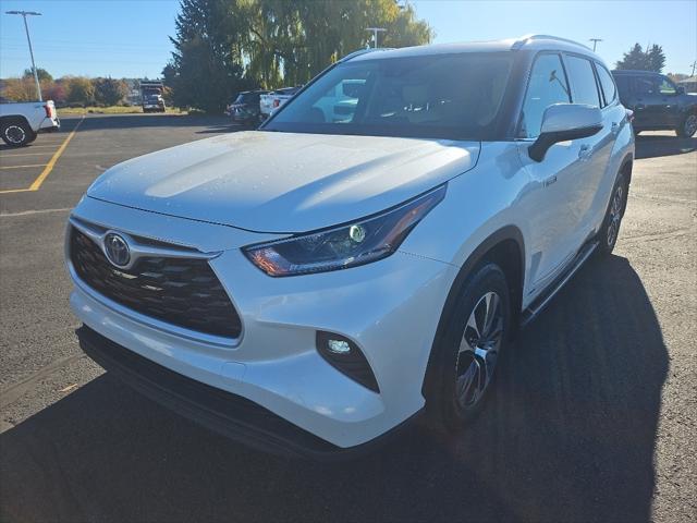 2021 Toyota Highlander Hybrid XLE 2021 Toyota Highlander Hybrid XLE