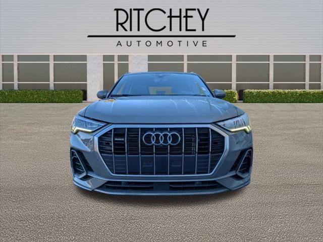 2022 Audi Q3 Premium Plus 45 TFSI S line quattro Tiptronic 2022 Audi Q3 Premium Plus 45 TFSI S line quattro Tiptronic