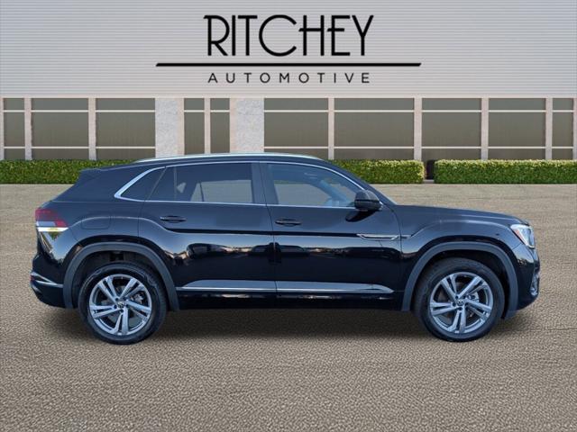2024 Volkswagen Atlas Cross Sport 2.0T SEL R-Line 2024 Volkswagen Atlas Cross Sport 2.0T SEL R-Line
