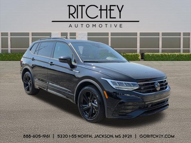 2024 Volkswagen Tiguan 2.0T SE R-Line Black
