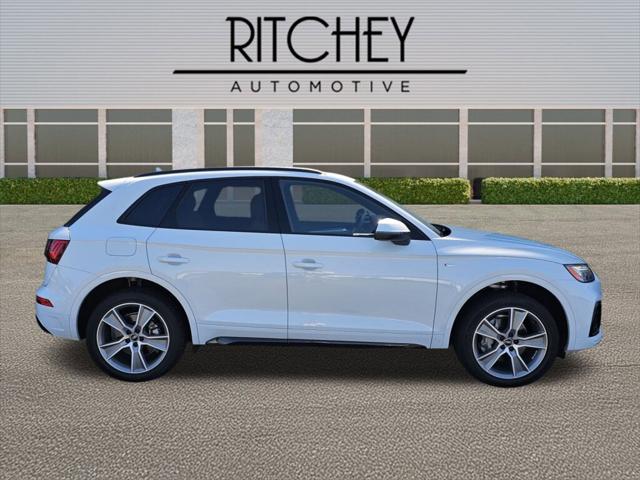2025 Audi Q5 Premium 45 TFSI S line quattro 2025 Audi Q5 Premium 45 TFSI S line quattro
