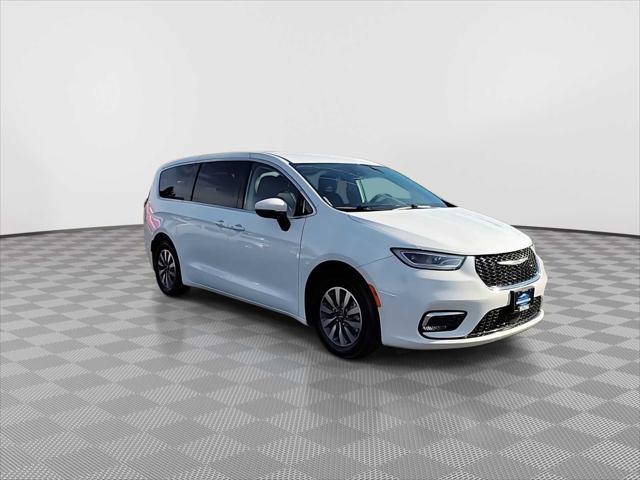 2023 Chrysler Pacifica Hybrid Touring L 2023 Chrysler Pacifica Hybrid Touring L