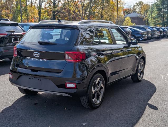 2022 Hyundai Venue SEL 2022 Hyundai Venue SEL