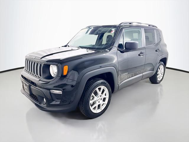2023 Jeep Renegade Latitude 4x4 2023 Jeep Renegade Latitude 4x4