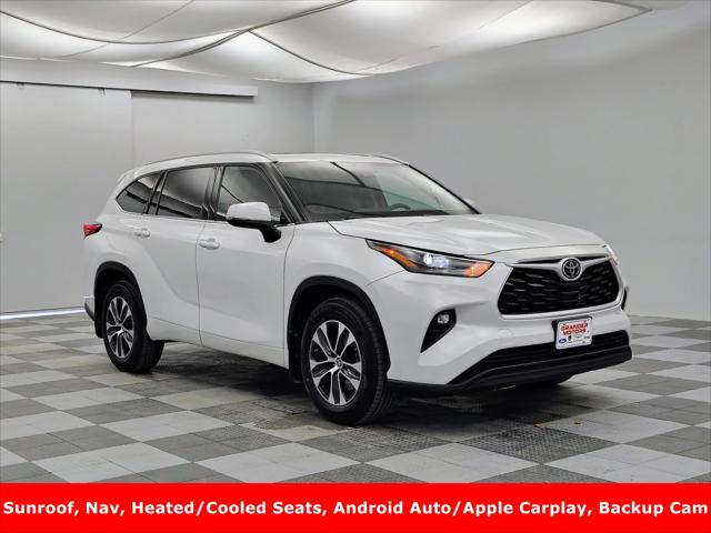 2022 Toyota Highlander XLE 2022 Toyota Highlander XLE