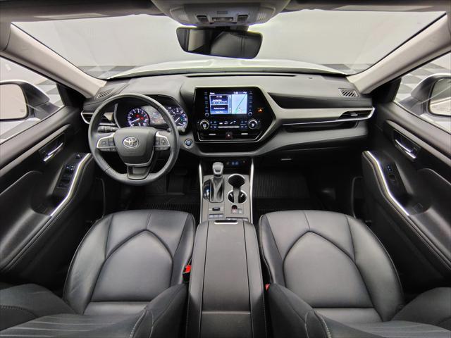 2022 Toyota Highlander XLE 2022 Toyota Highlander XLE