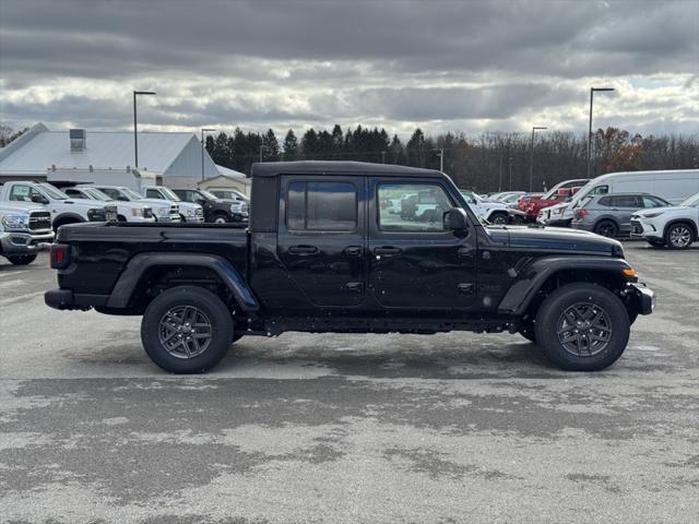 2025 Jeep Gladiator GLADIATOR SPORT S 4X4 2025 Jeep Gladiator GLADIATOR SPORT S 4X4