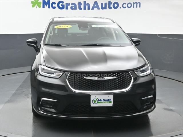 2024 Chrysler Pacifica Touring L 2024 Chrysler Pacifica Touring L