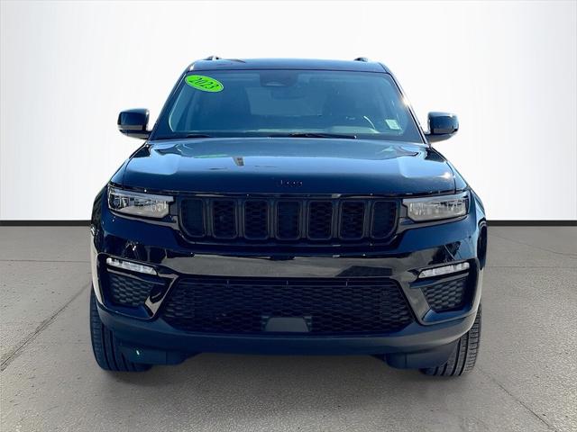 2023 Jeep Grand Cherokee Limited 4x2 2023 Jeep Grand Cherokee Limited 4x2