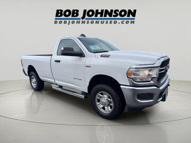 2022 RAM 3500 Tradesman Regular Cab 4x4 8 Box