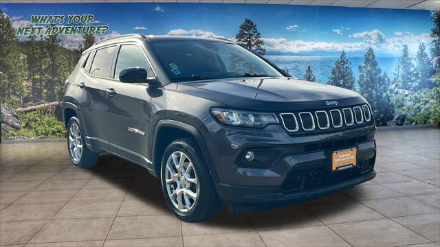 2022 Jeep Compass Latitude Lux 4x4