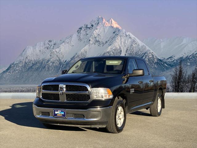 2022 RAM 1500 Classic SLT Crew Cab 4x4 57 Box 2022 RAM 1500 Classic SLT Crew Cab 4x4 57 Box