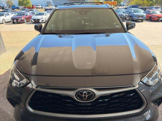 2021 Toyota Highlander XLE 2021 Toyota Highlander XLE